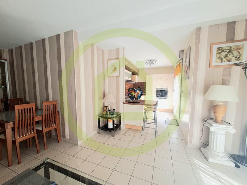 Appartement - 86 m² - 4 pièces