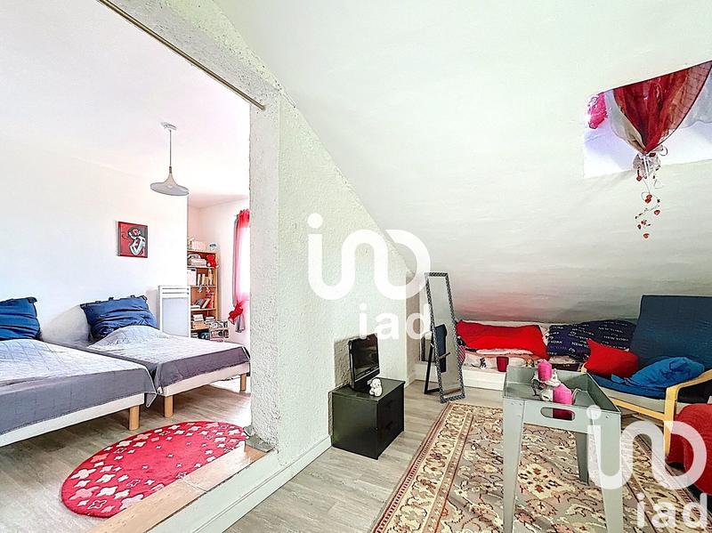 Maison - 186 m² - 9 pièces