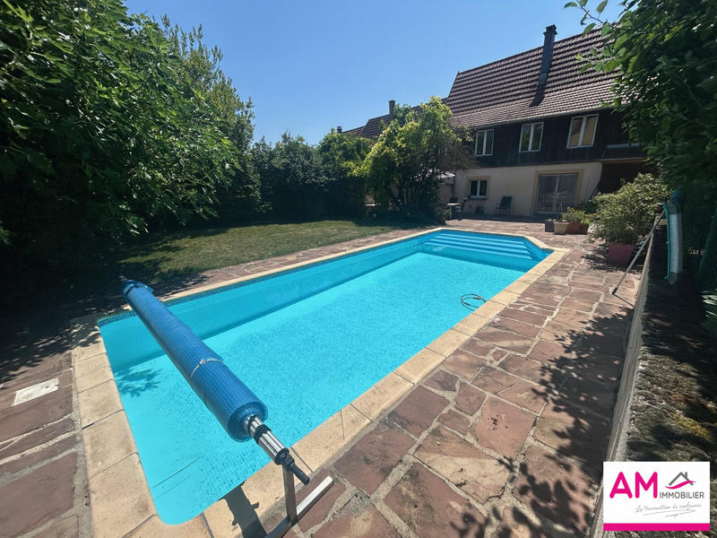 Maison - 185 m² - 6 pièces