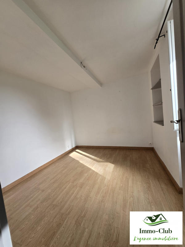 Maison traditionnelle - 82 m² - 4 pièces