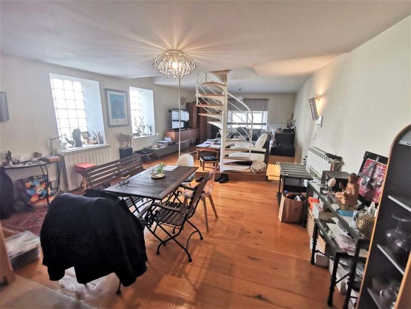 Maison - 90 m² - 3 pièces