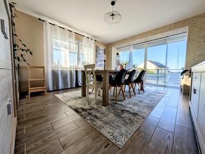 Maison - 146 m² - 6 pièces