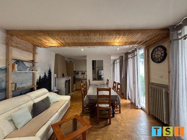 Maison - 160 m² - 9 pièces