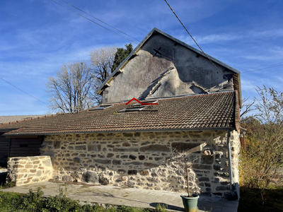 Maison - 186 m² - 8 pièces