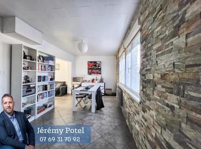 Maison - 86 m² - 6 pièces