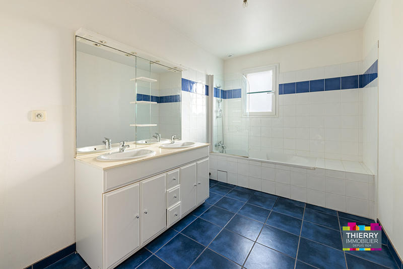 Maison - 114 m² - 5 pièces