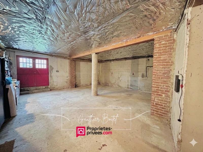 Maison - 250 m² - 9 pièces