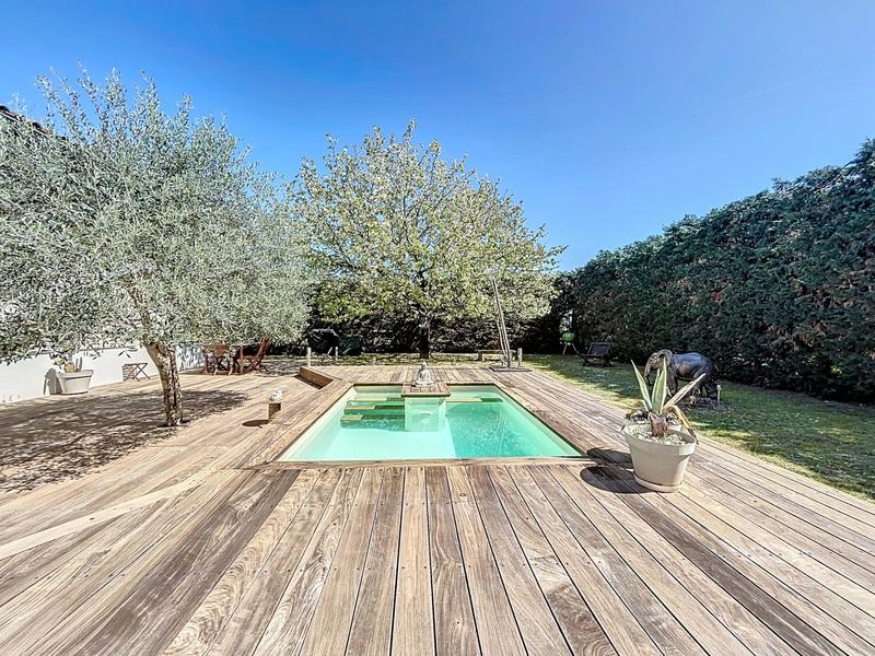 Maison ancienne - 223 m² - 14 pièces