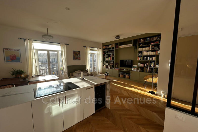 Appartement - 90 m² - 4 pièces