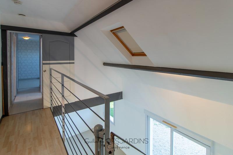 Pavillon - 110 m² - 6 pièces