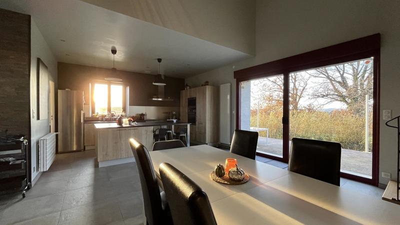 Maison en pierre - 220 m² - 6 pièces