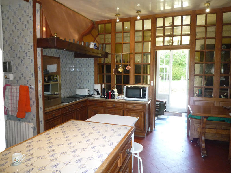 Propriété - 380 m² - 13 pièces