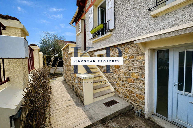 Maison - 100 m² - 4 pièces