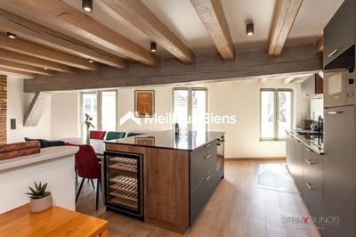 Appartement ancien - 69 m² - 4 pièces