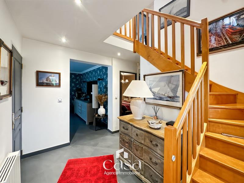 Maison contemporaine - 150 m² - 7 pièces