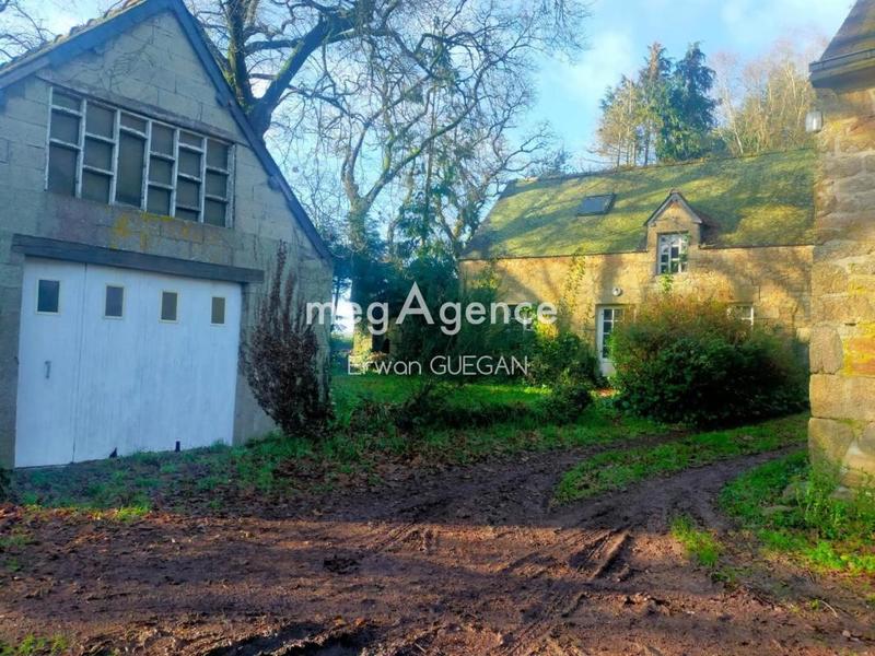 Maison - 265 m² - 11 pièces