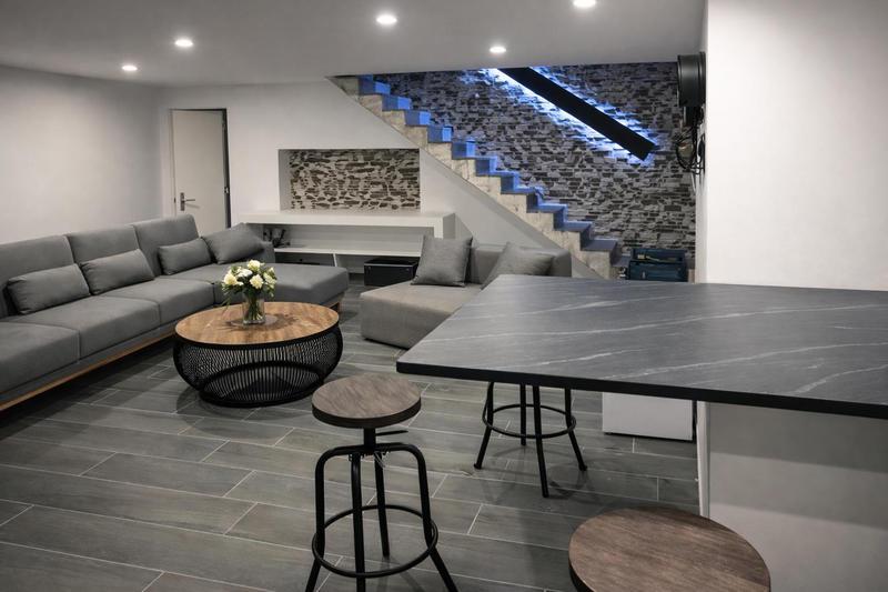 Maison - 148 m² - 7 pièces