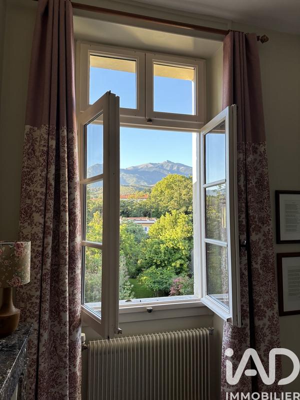 Maison - 483 m² - 12 pièces