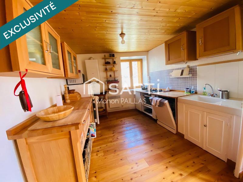 Maison - 176 m² - 8 pièces