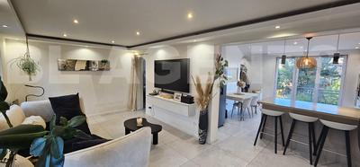 Pavillon - 108 m² - 6 pièces