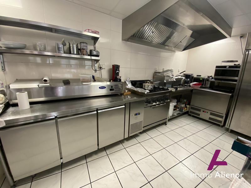 Local commercial - 105 m²