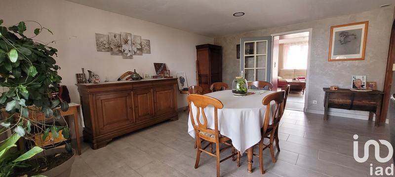 Maison - 240 m² - 10 pièces