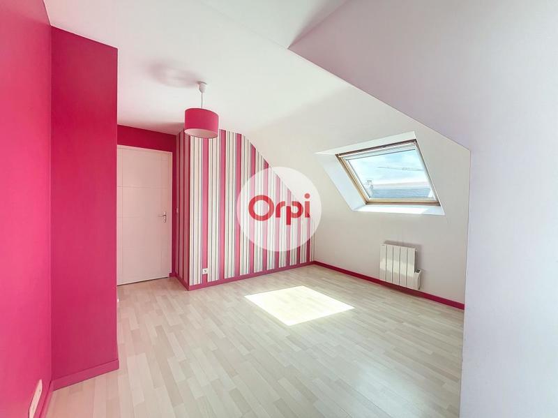 Maison - 121 m² - 5 pièces