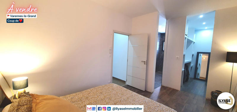 Maison - 209 m² - 8 pièces