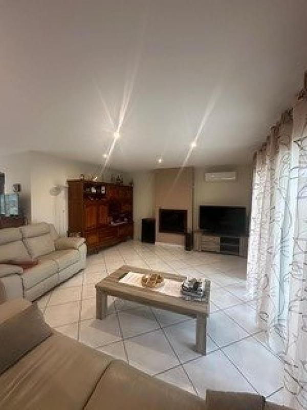 Maison - 122 m² - 4 pièces