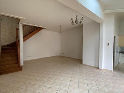 Maison - 88 m² - 3 pièces