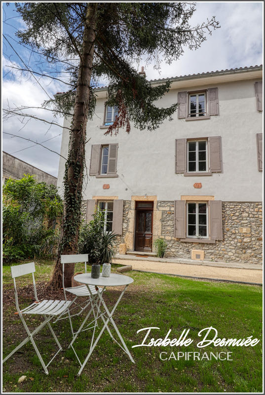 Maison - 166 m² - 5 pièces