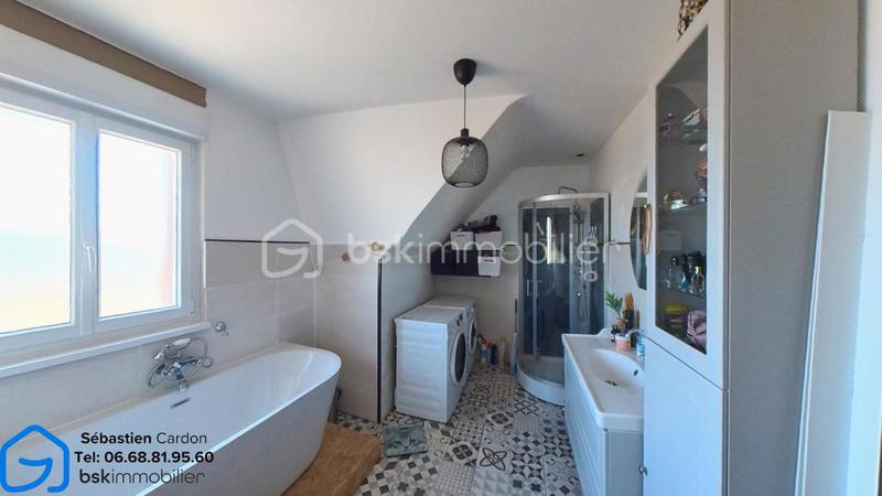 Maison traditionnelle - 96 m² - 6 pièces