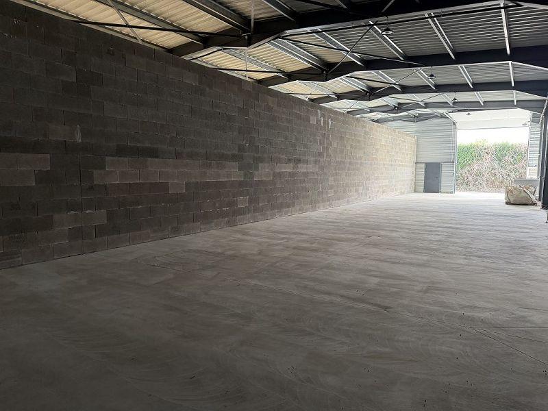 Bureau - 225 m² - 1 pièce