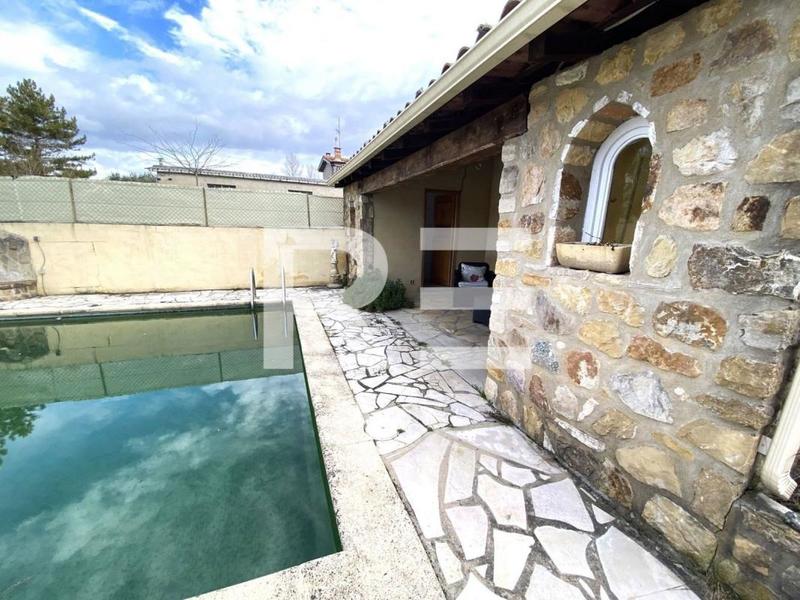 Maison - 117 m² - 5 pièces