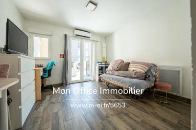 Immeuble - 160 m² - 6 pièces