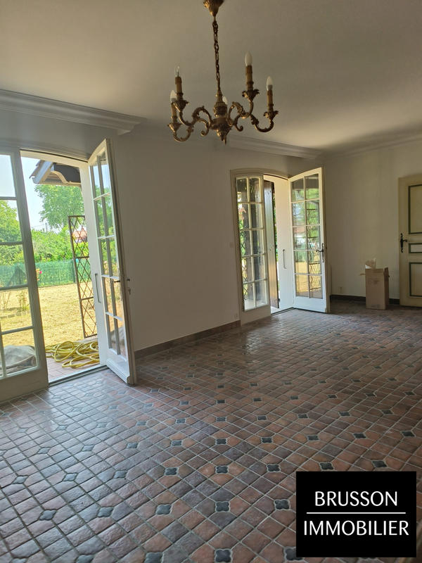 Maison - 140 m² - 6 pièces