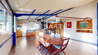 Maison - 98 m² - 3 pièces