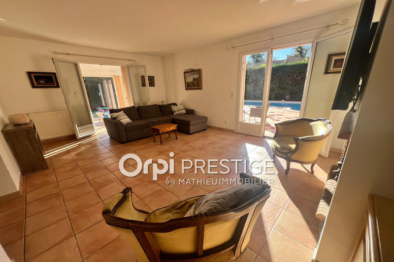 Maison - 118 m² - 6 pièces