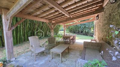 Moulin - 390 m² - 10 pièces