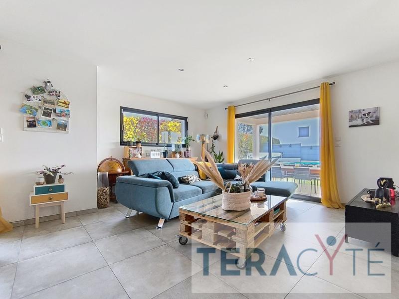 Maison - 105 m² - 4 pièces