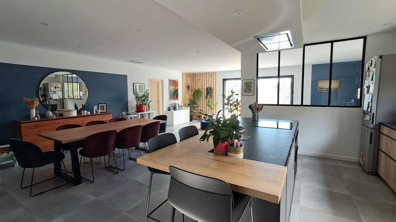 Maison - 179 m² - 5 pièces