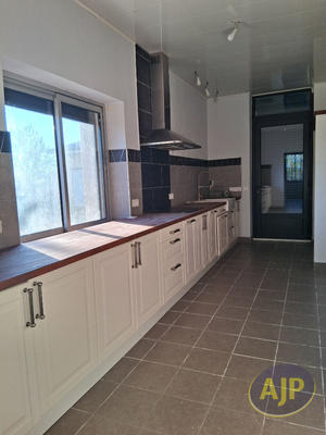 Maison - 227 m² - 5 pièces