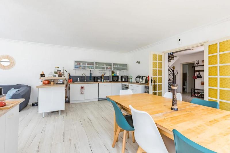 Maison - 150 m² - 6 pièces