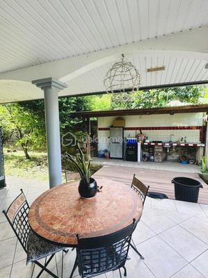 Villa - 177 m² - 5 pièces