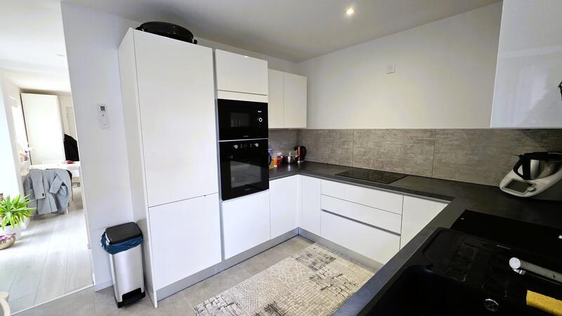 Maison - 97 m² - 4 pièces