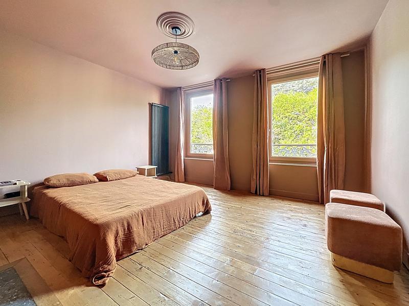 Maison - 135 m² - 6 pièces