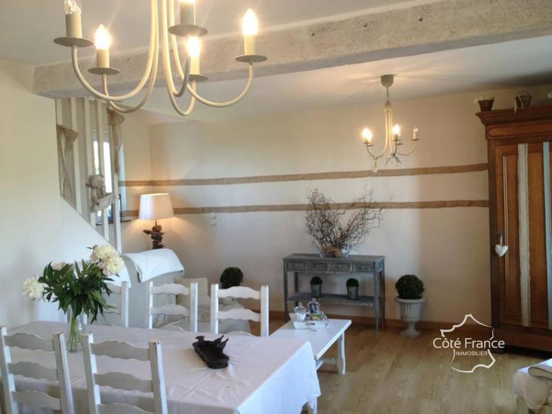 Propriété - 553 m² - 22 pièces