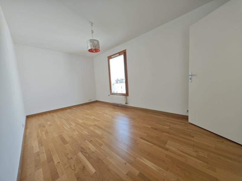 Duplex - 126 m² - 5 pièces