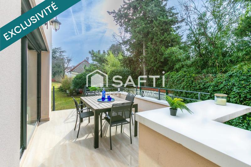 Maison - 291 m² - 10 pièces