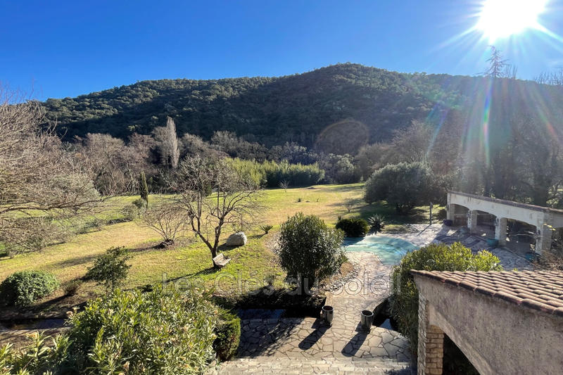 Villa - 166 m² - 5 pièces